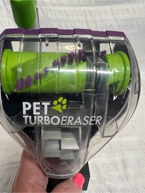 NWOT Bissell Pet Turbo Eraser - Green and Purple
